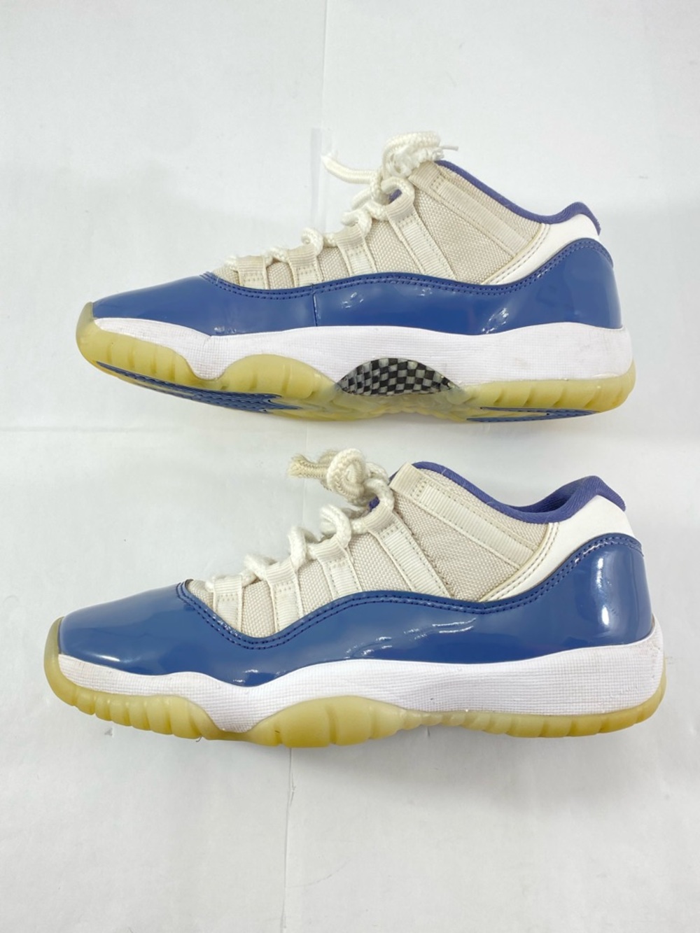 JORDAN 11 Retro Low Diffused Blue (GS) White Youth:4.5Y Athletic Sneakers